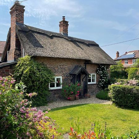 Chapel Cottage Tarporley Bagian luar foto